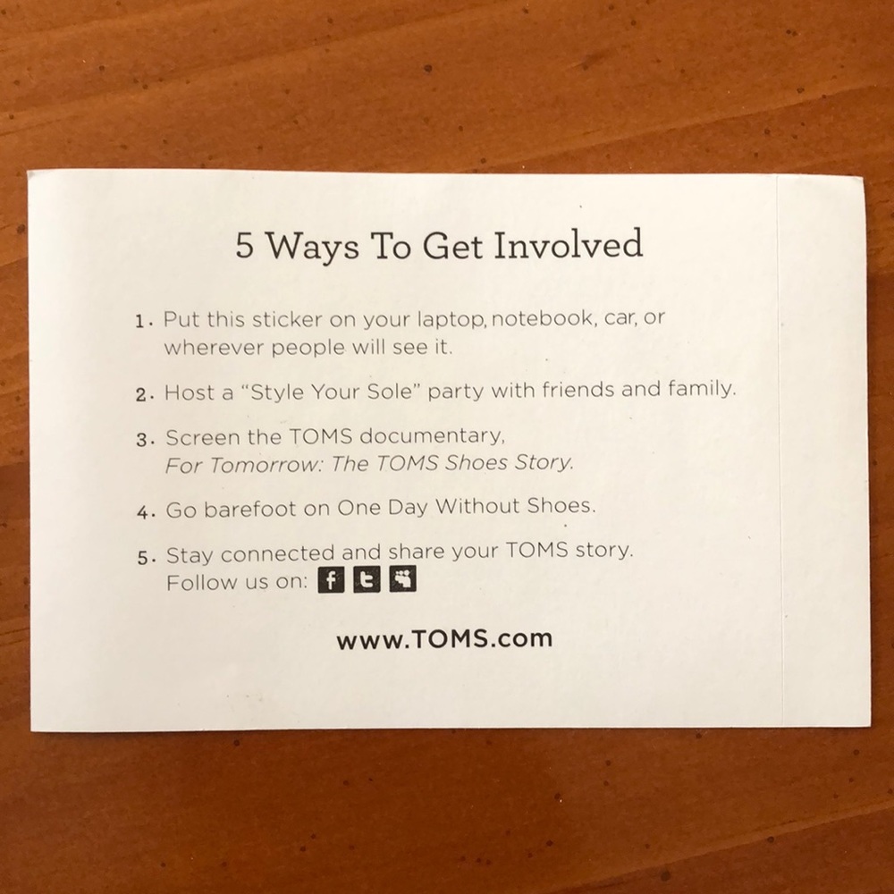Toms Flag & Sticker Set - Picture 4 of 4